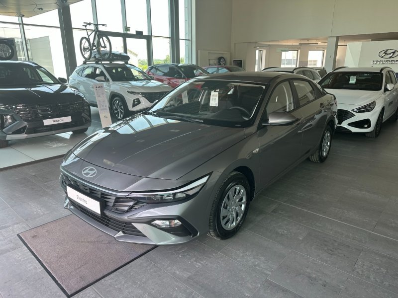 HYUNDAI Elantra (PE) 4DR 1,6 MPI 123KM 6MT MODERN