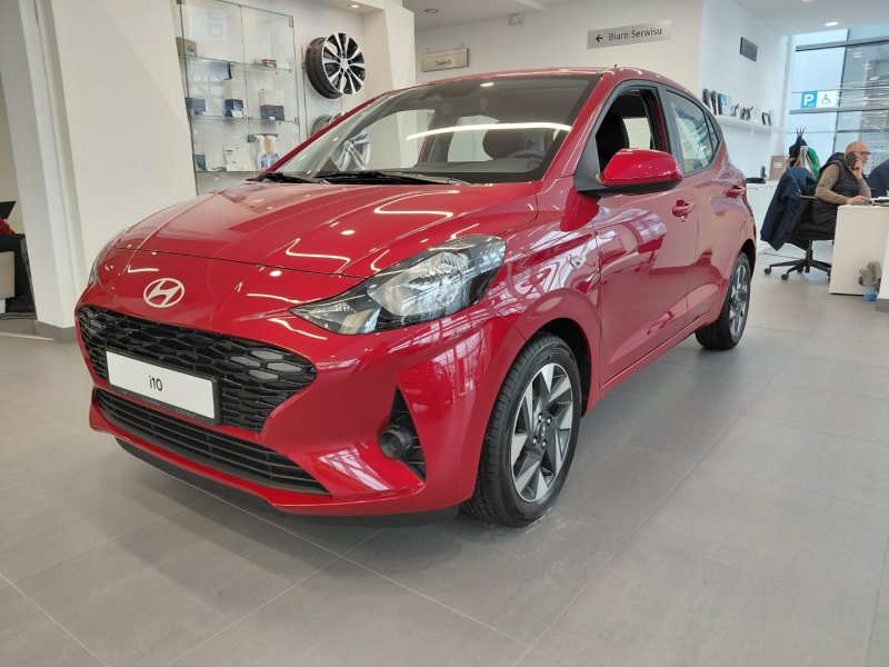 HYUNDAI i10