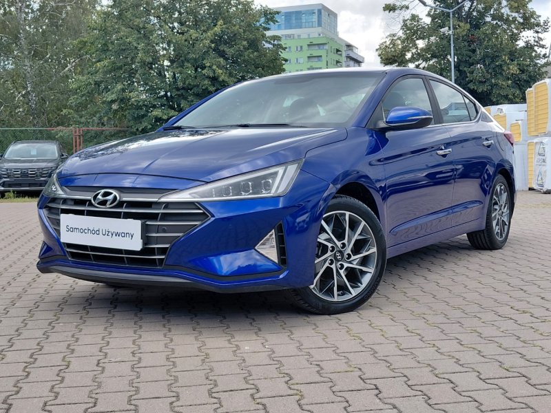 HYUNDAI Elantra<br /><small>(Samochód używany)</small>